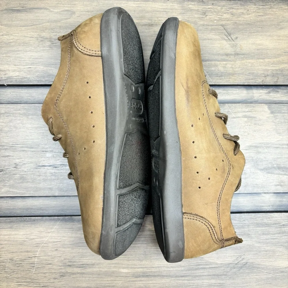 CROCS Shoes Suede‎ Oxford Lace Up Tan Casual Walking Mens Sz 7
